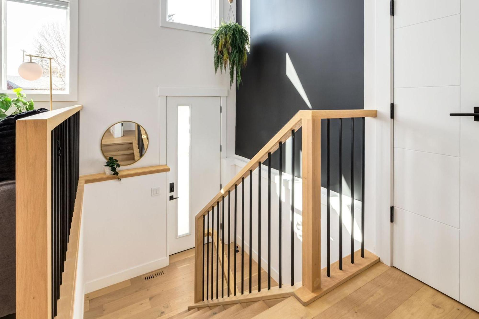 Free Parking, Perfect Family With King Bed Holiday home Calgary